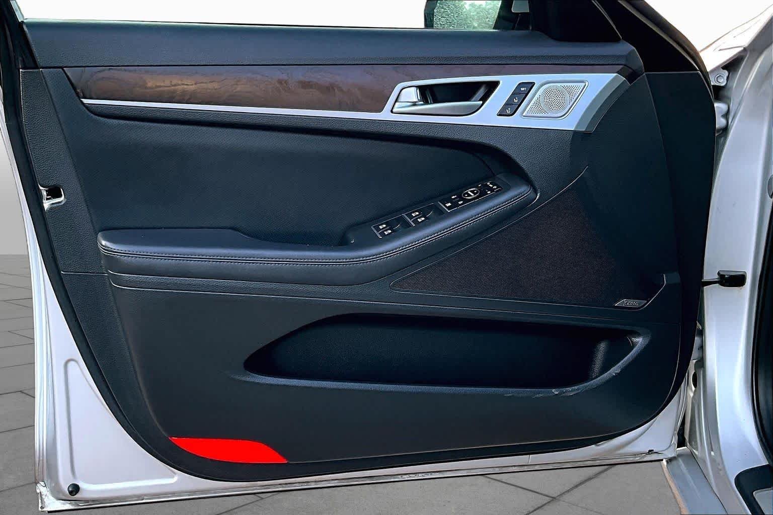 Used 2018 Santiago Silver Genesis 3.8L image 22