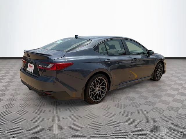 Used 2026  Toyota SE image 7