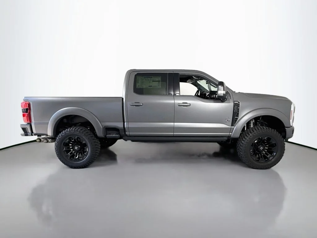 New 2026 Agate Black Metallic Ford F-250® Lariat® image 8