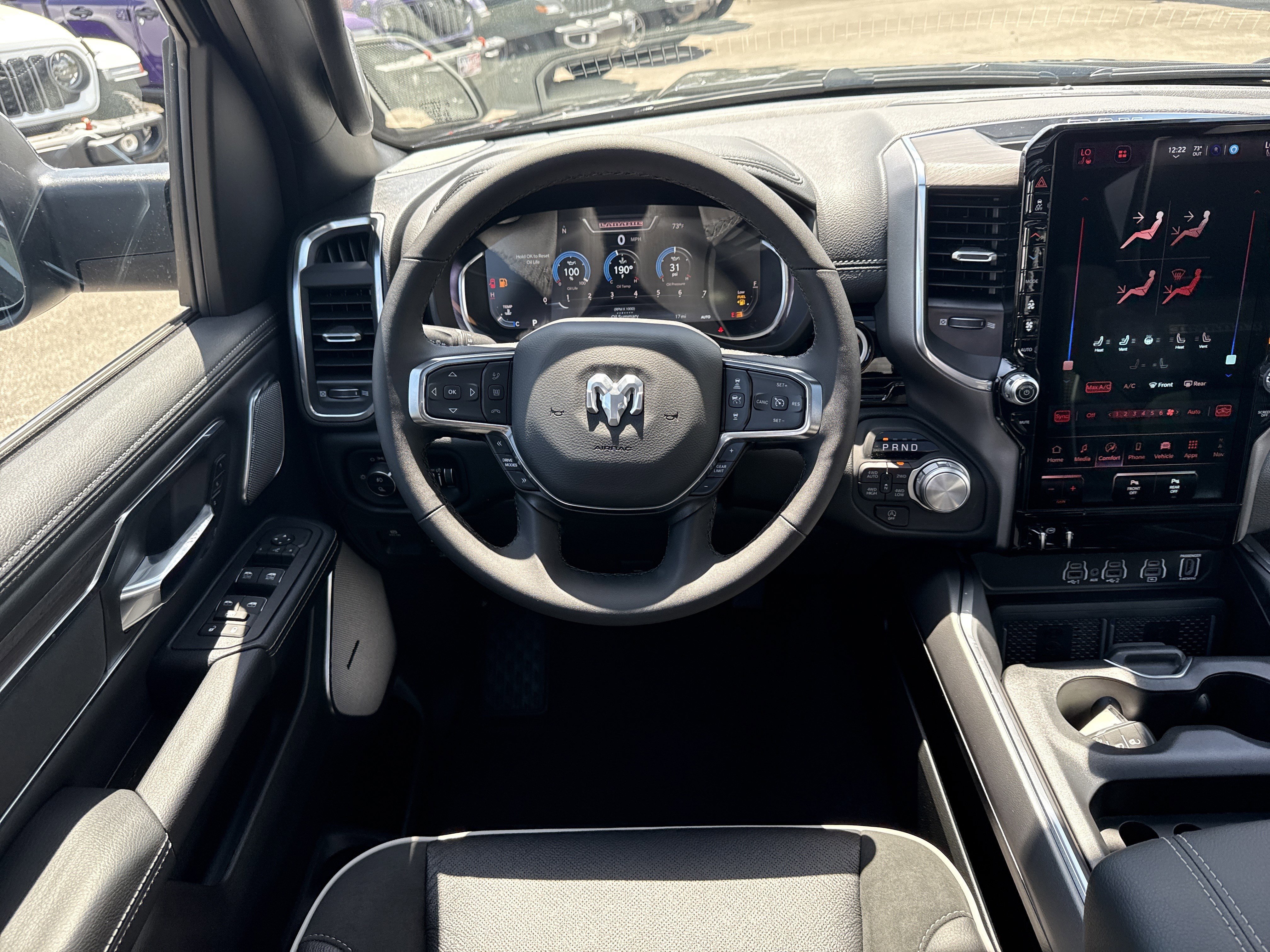 New 2026 Diamond Black Crystal Pearl-Coat Exterior Paint RAM Laramie image 27