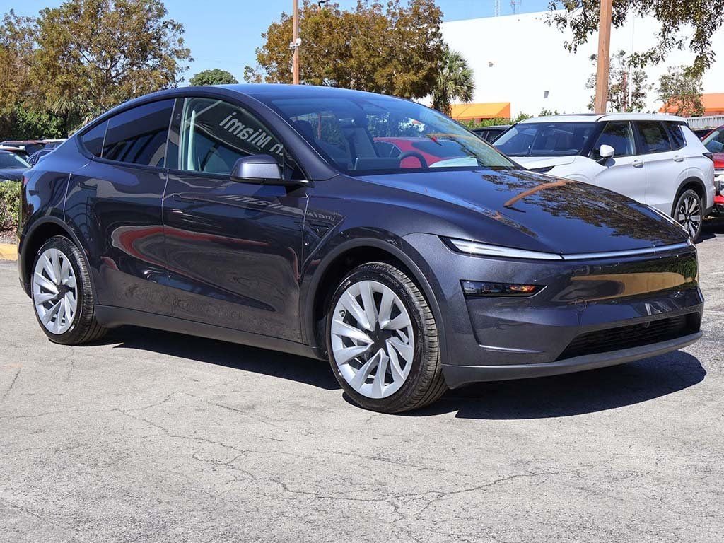 Used 2026 Tesla Model Y Premium with VIN 7SAYGDED5TA498591 for sale in Miami, FL