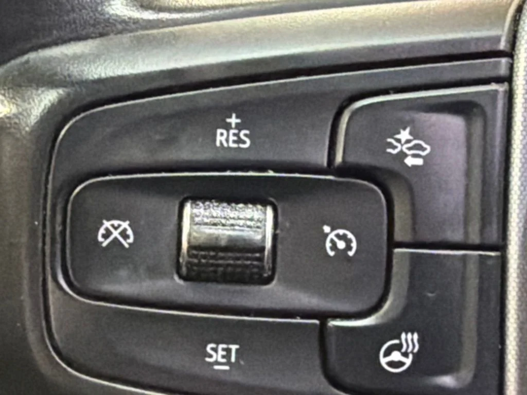 Used 2019 Onyx Black GMC SLT image 20