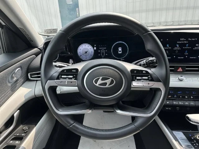 Used 2025 White Hyundai Limited image 20