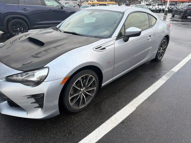 Used 2020 Gray Toyota Base image 1