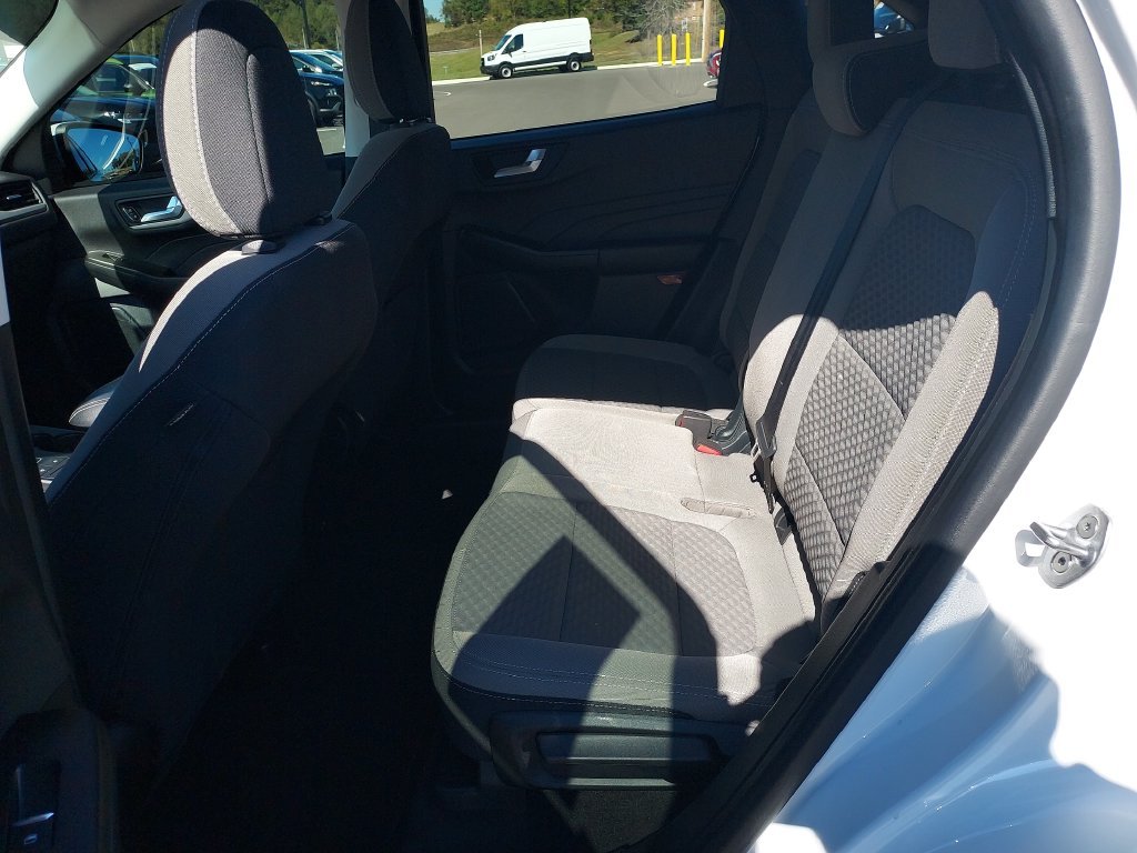Used 2021 White Ford SE image 14