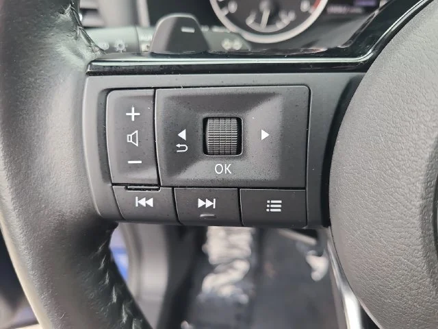Used 2023 Blue Nissan SV image 27