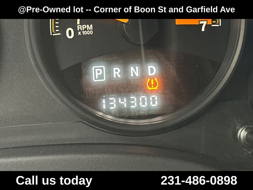 Used 2014 Gray Jeep Latitude image 24