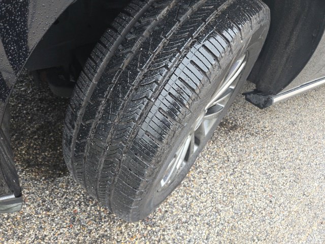 Used 2020 Black Ford Limited image 7