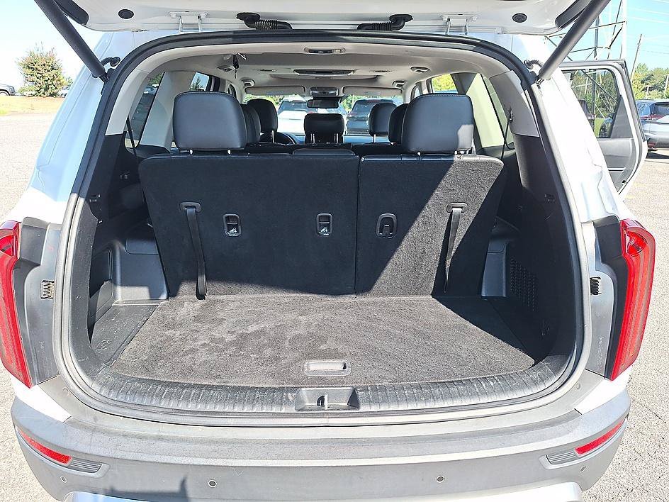 Used 2020 Snow White Pearl Kia EX image 24