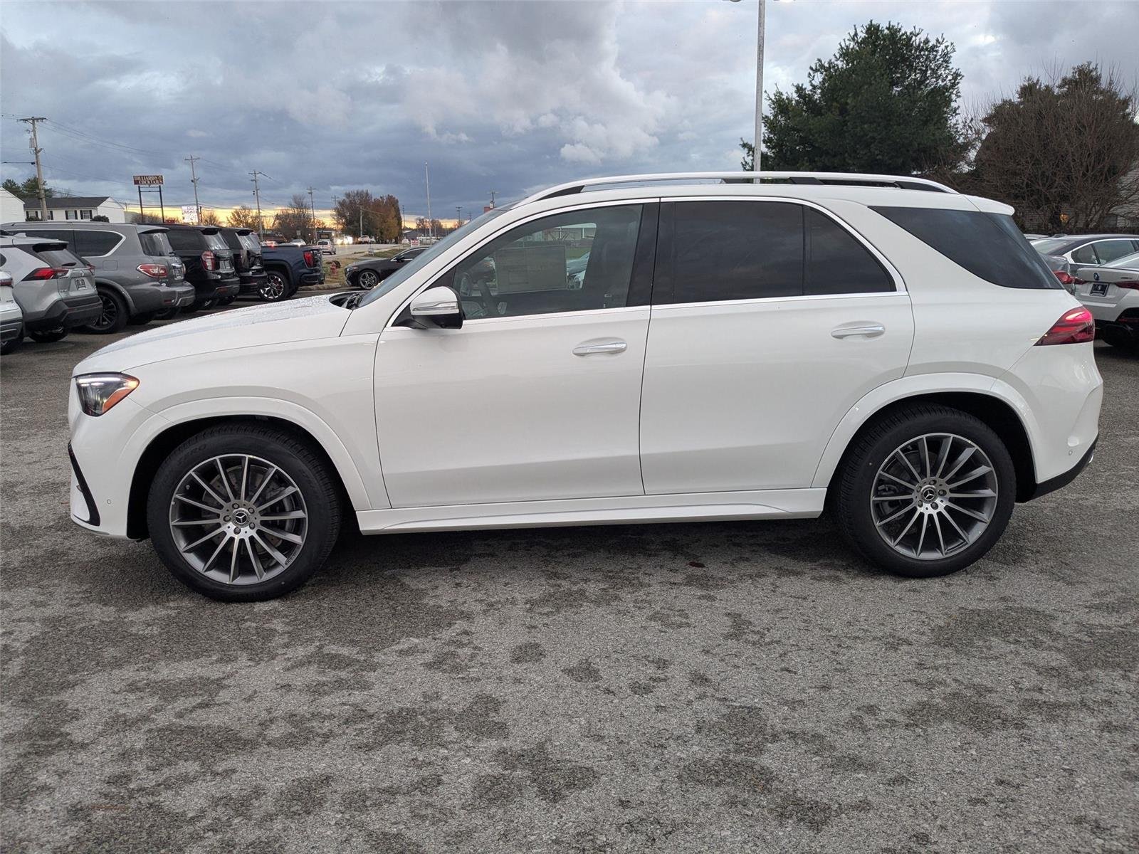 New 2026 Polar White Mercedes-Benz GLE 450 image 8