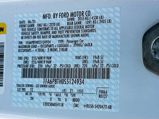 New 2025 Oxford White Ford EcoBoost image 19