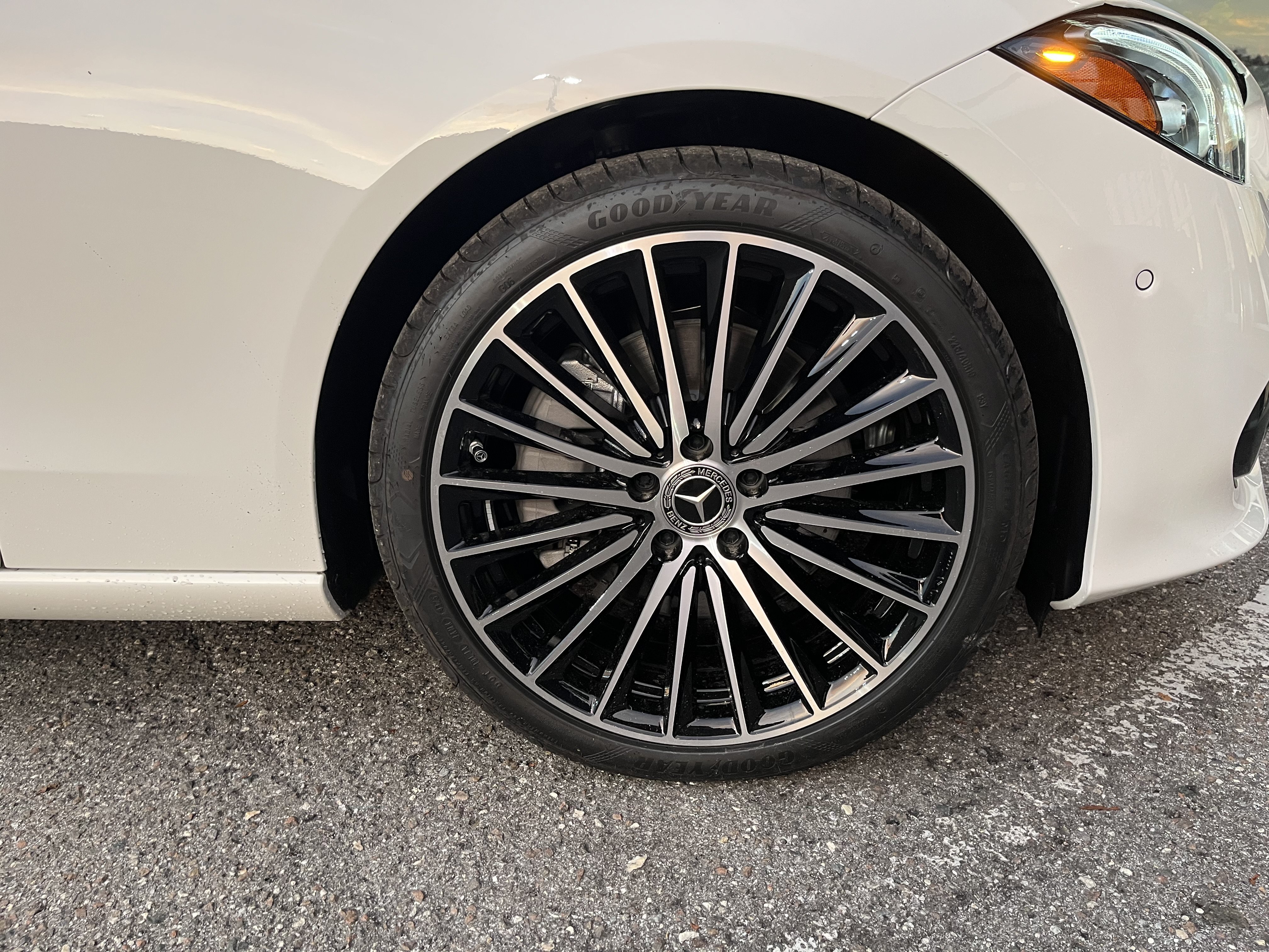 New 2026 POLAR WHITE Mercedes-Benz C 300 image 11