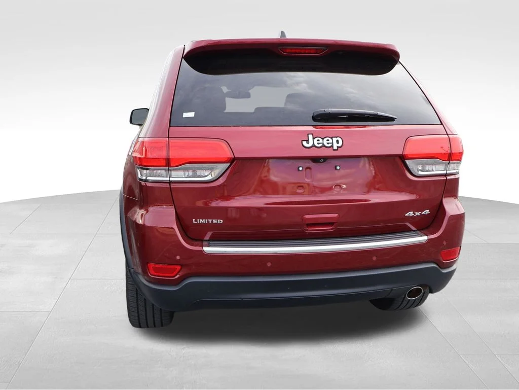 Used 2015 Deep Cherry Red Crystal Pearlcoat Jeep Limited image 20