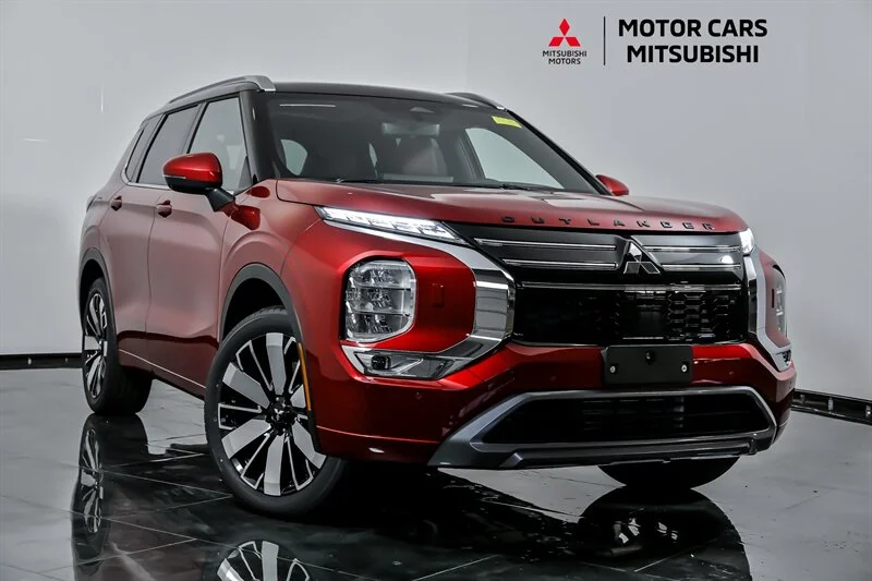2025 Mitsubishi Outlander SE S-AWC's photo