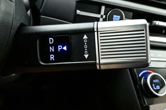 New 2026 Serenity White Hyundai SEL FWD image 31
