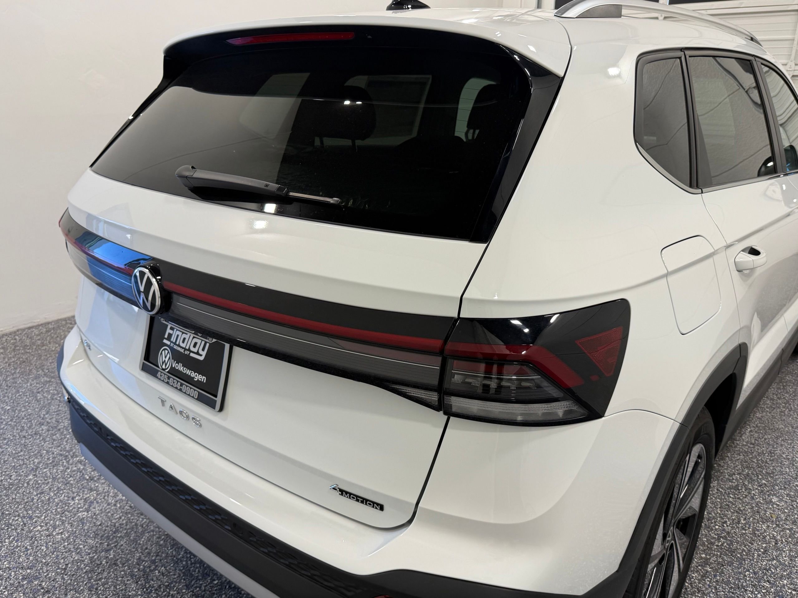 New 2026 White Volkswagen 1.5T SE image 17