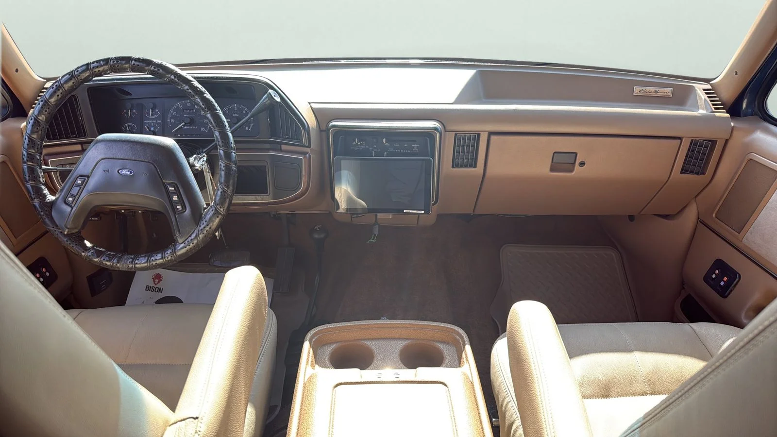 Used 1988  Ford XLT image 73
