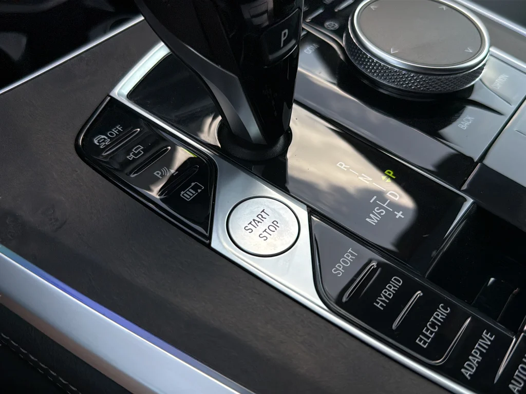 Used 2022 Dark Graphite Metallic BMW xDrive45e image 13
