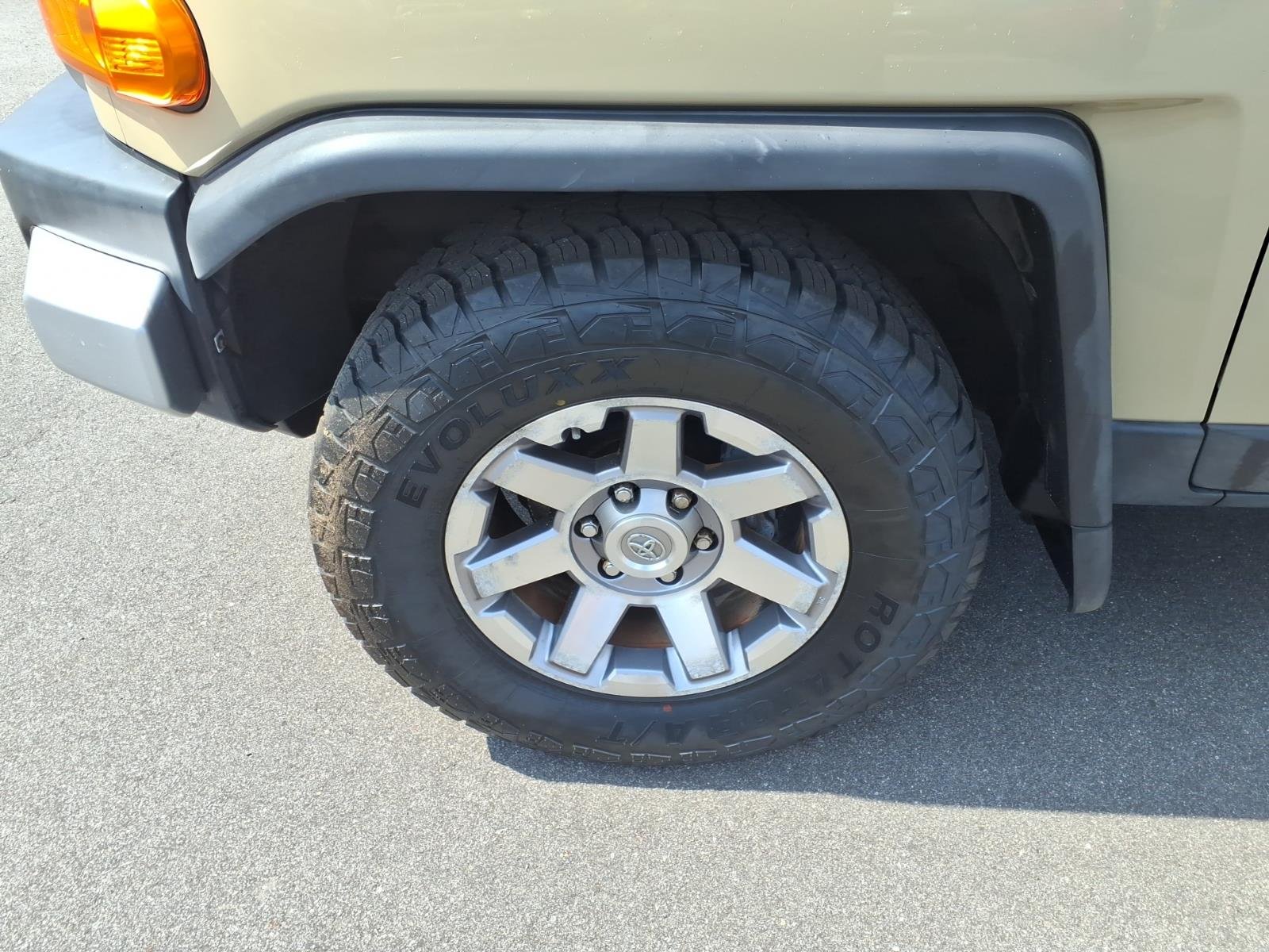 Used 2014 Quicksand Toyota Base image 8