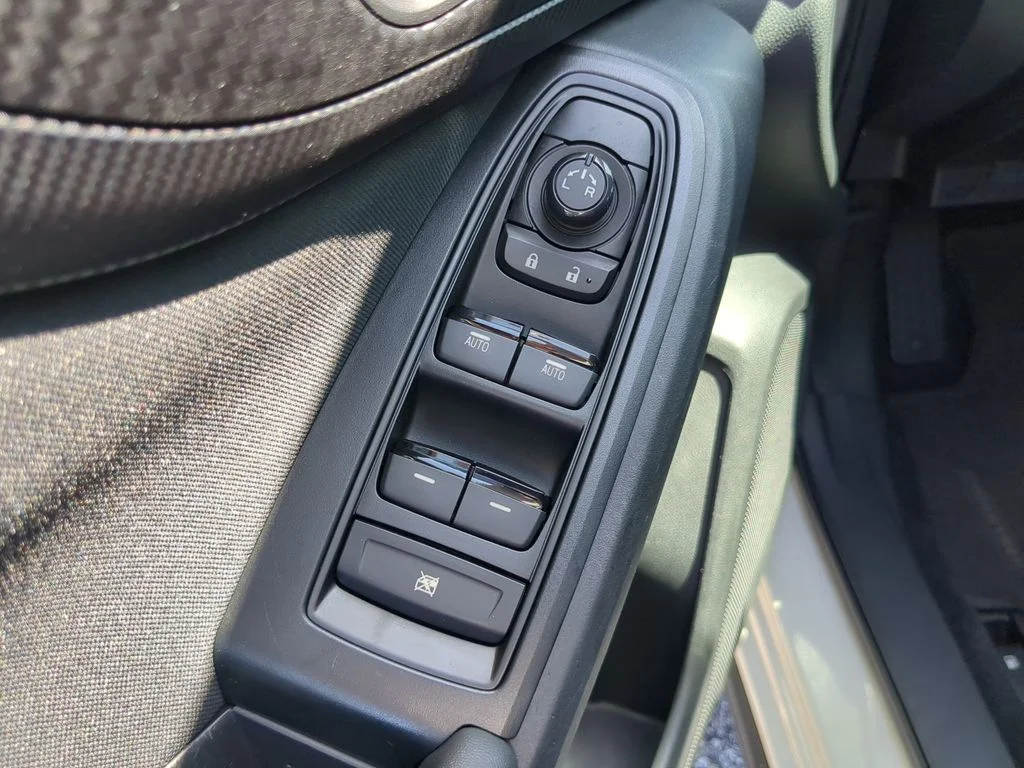 Used 2023 White Subaru Base image 16