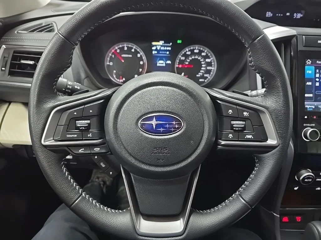Used 2020 Blue Subaru Premium image 19
