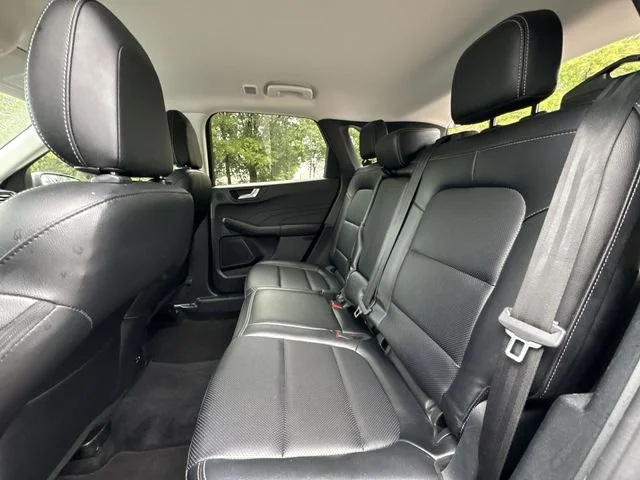 Used 2022 Gray Ford SEL image 23
