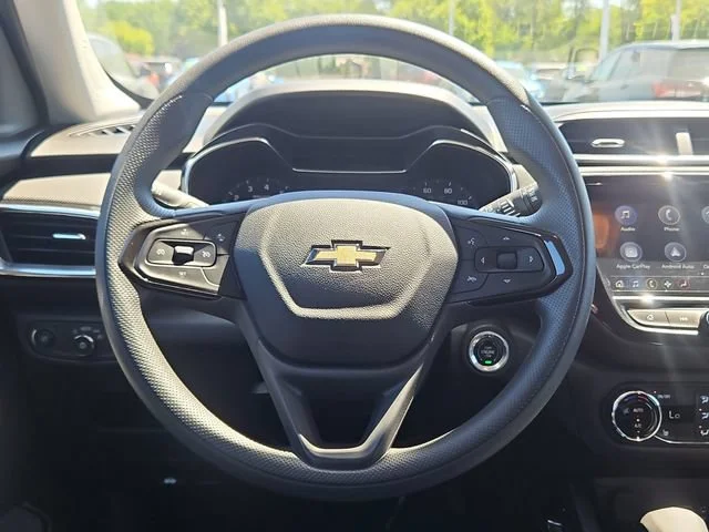 Used 2023 Sterling Gray Metallic Chevrolet LT image 15