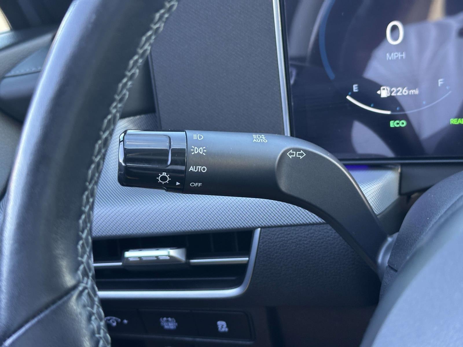2024 Hyundai Sonata Hybrid Limited - Photo 29