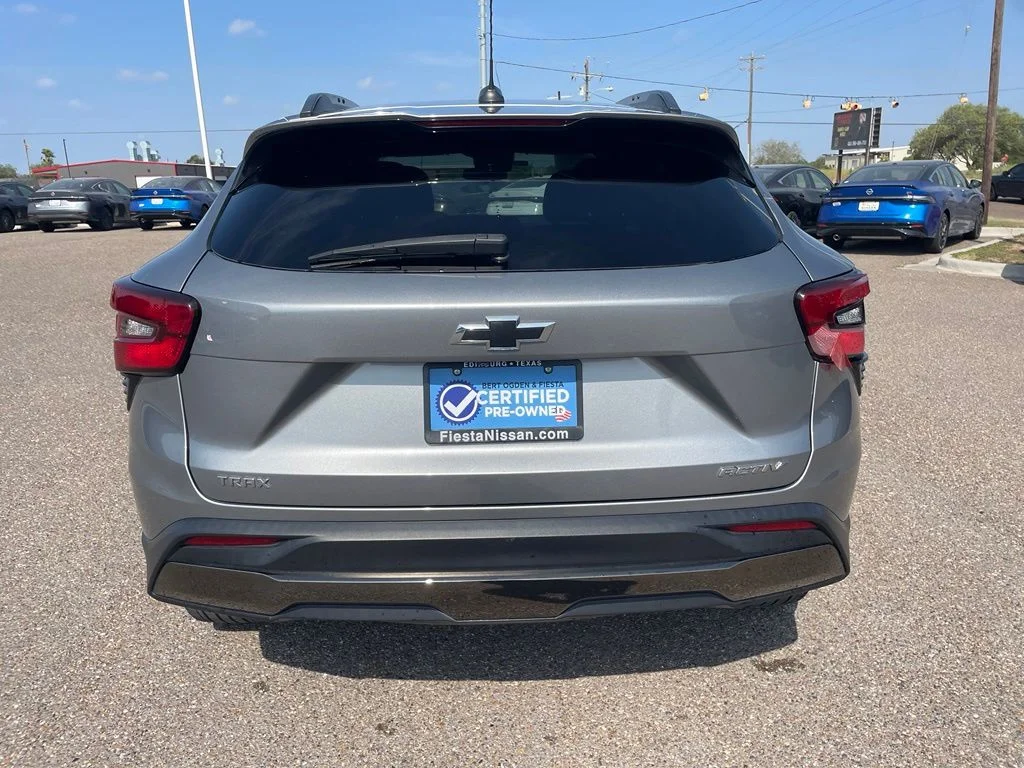 Used 2024 Gray Chevrolet ACTIV image 6