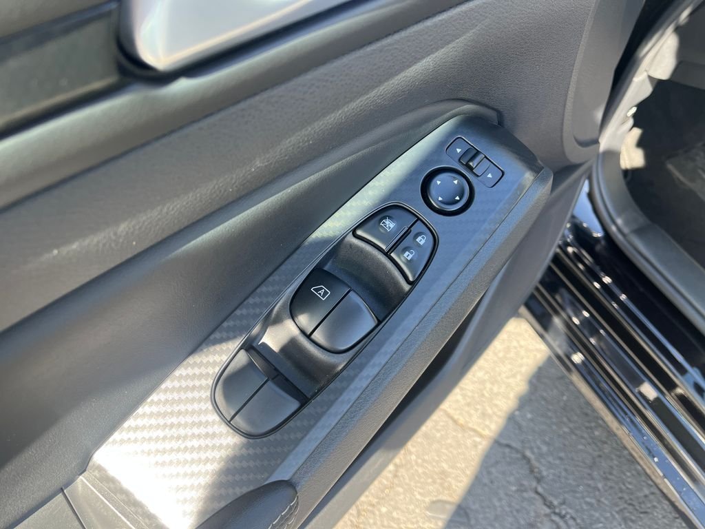 2025 Nissan Altima SV - Photo 12