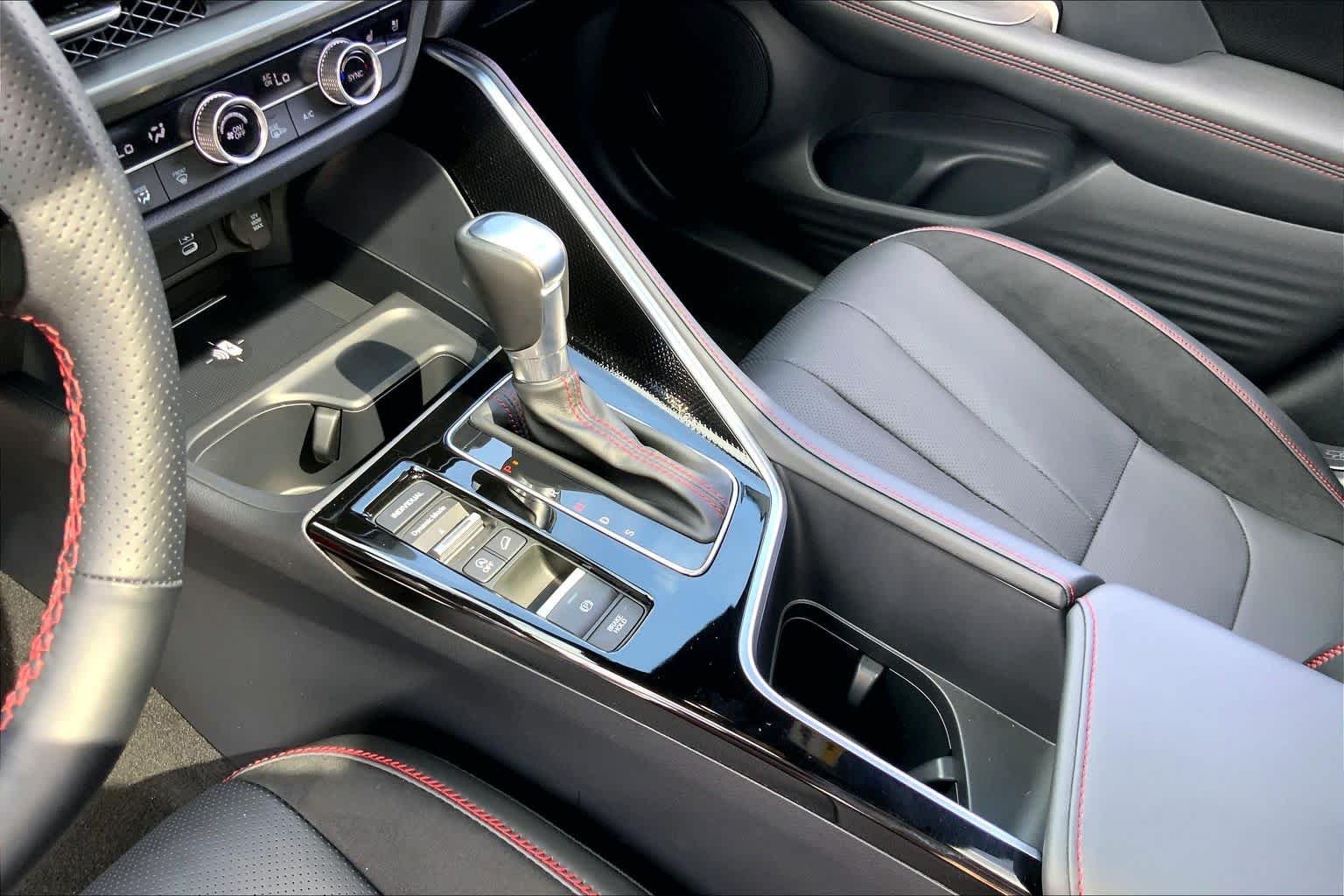 Used 2025 Milano Red Acura w/A-Spec Advance Package image 17