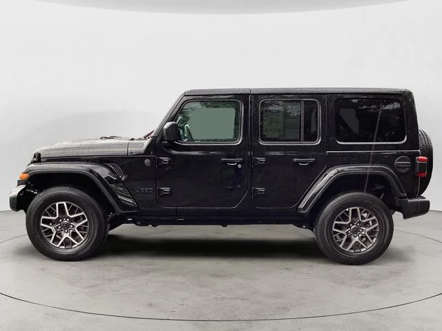 Certified Used 2025 Black Clearcoat Jeep Sahara image 2
