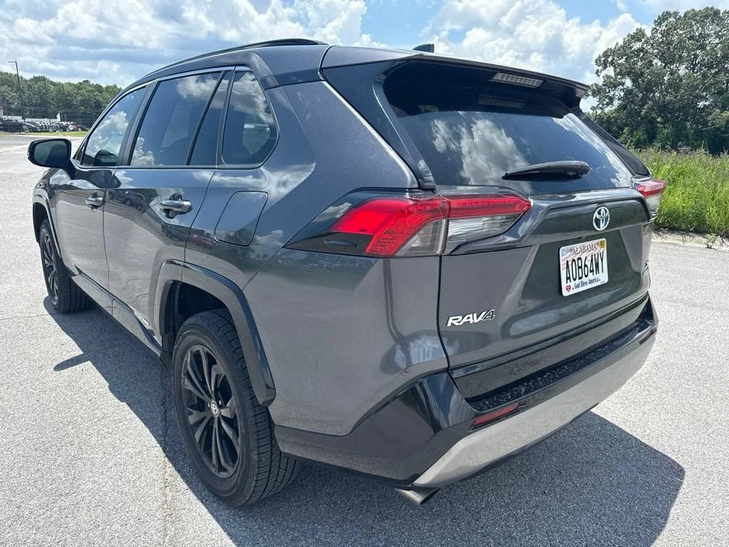 Used 2022 Magnetic Gray Metallic Toyota Hybrid SE image 8