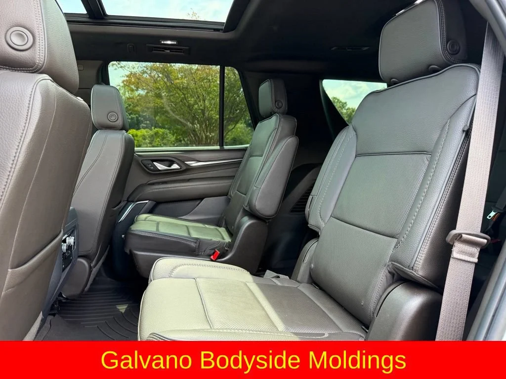 Used 2023 SUMMIT WHITE GMC Denali image 27