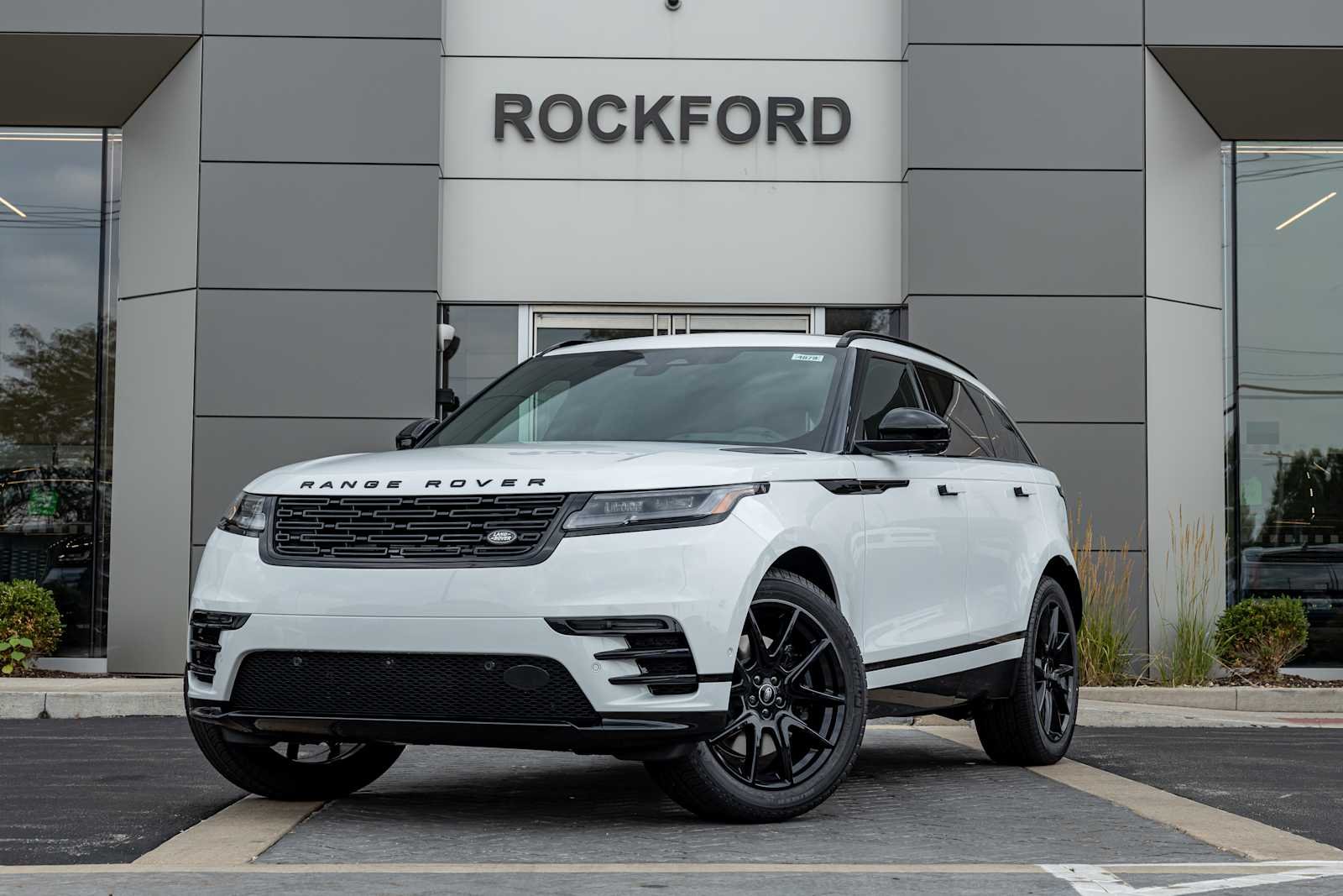 2026 Land Rover Range Rover Velar Belgravia Edition