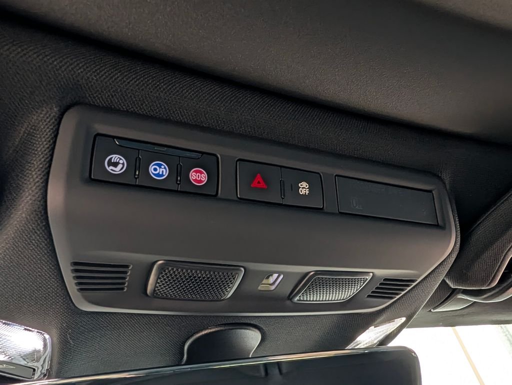 2021 Chevrolet Corvette 2LT - Photo 18