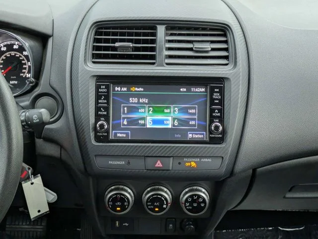 2024 Mitsubishi Outlander Sport ES - Photo 18