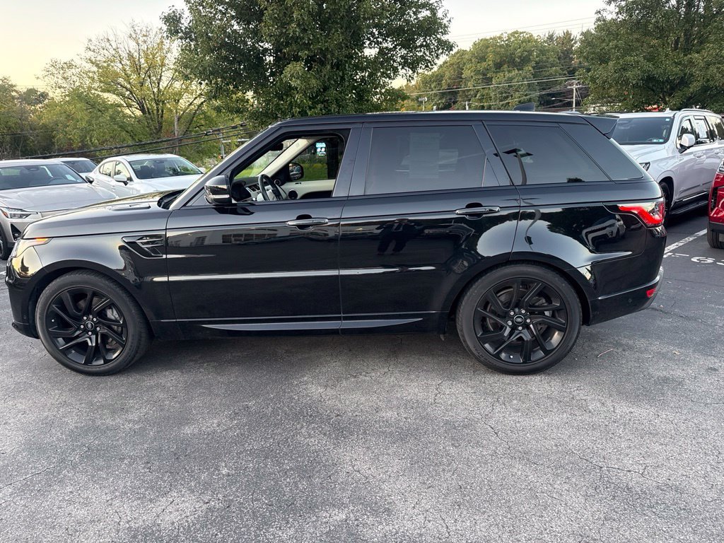 Used 2022 Black Land Rover HSE Silver Edition image 8