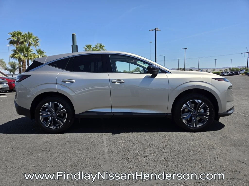 New 2026 Champagne Silver Metallic Nissan SL image 8