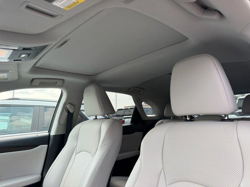 Used 2021  Lexus RX 350 image 10