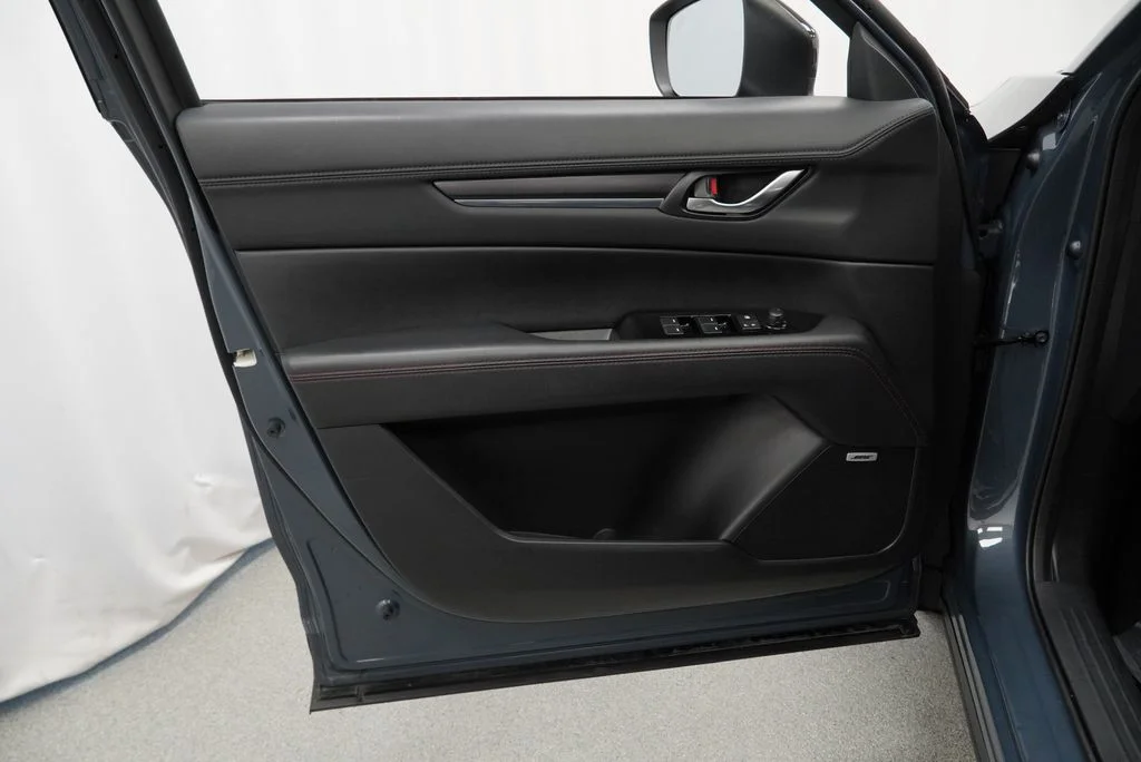 Used 2025 Gray Mazda 2.5 S Carbon Edition image 36