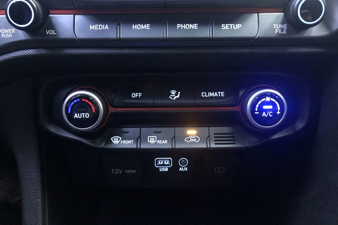 Used 2020 Pacific Blue Hyundai Turbo image 24