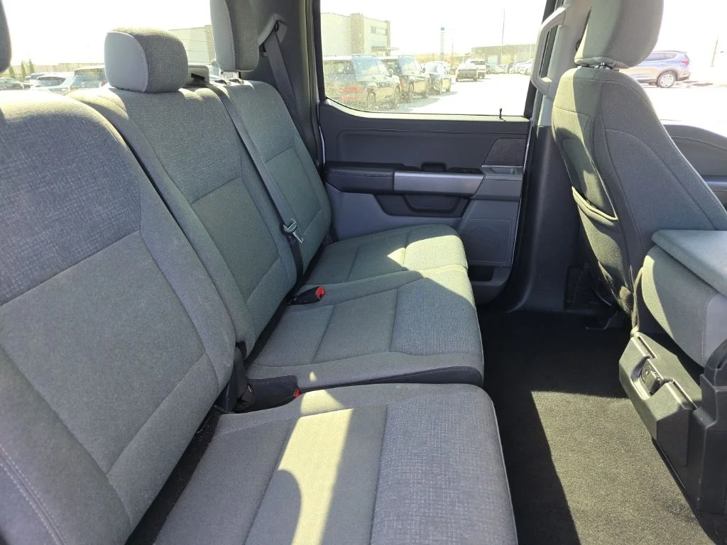 Used 2025 White Ford XLT image 20