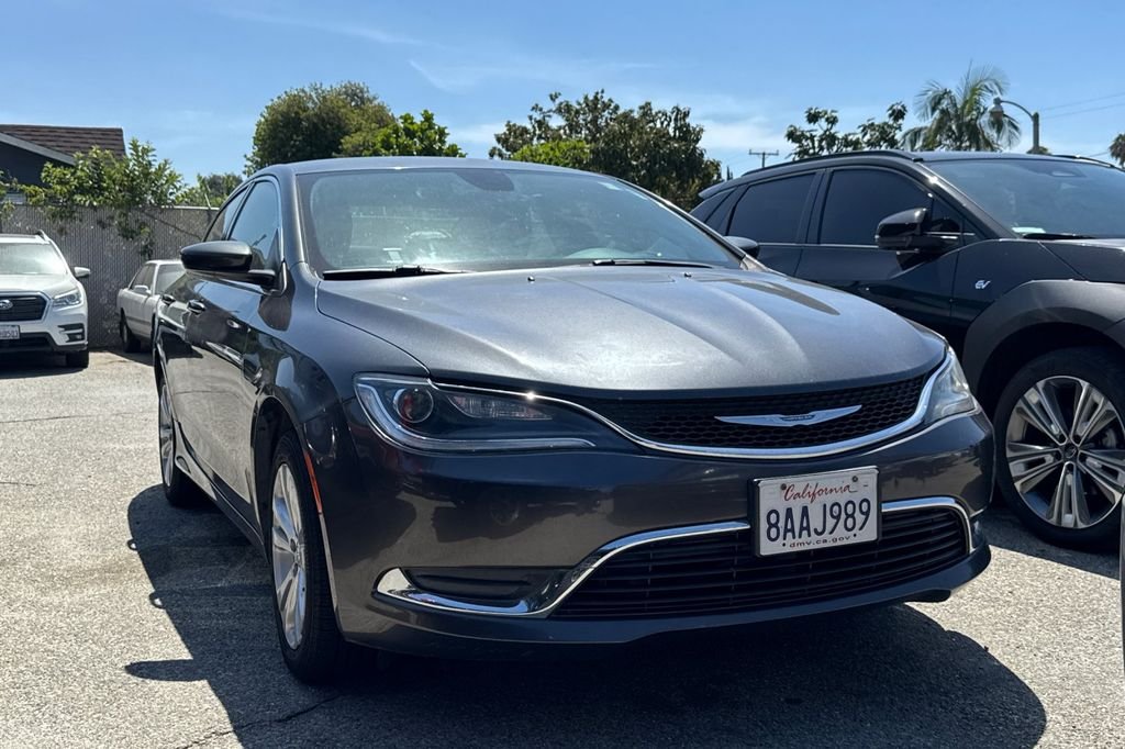 Used 2016 Gray Chrysler Limited image 2