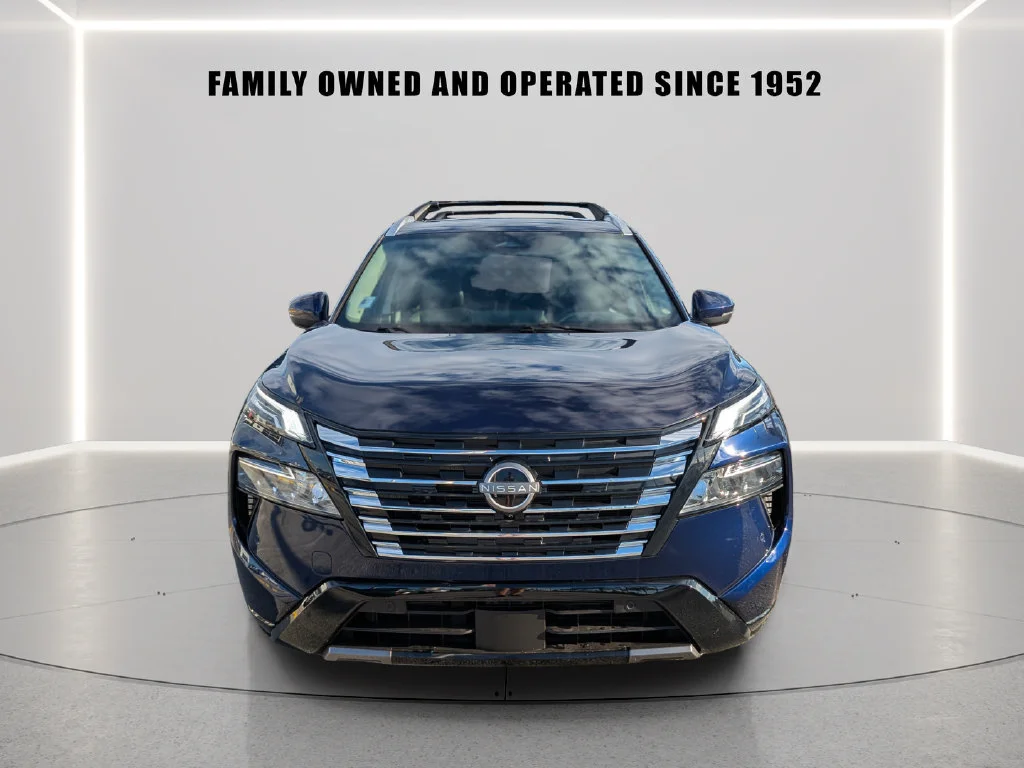 Used 2025 Blue Nissan Platinum image 6
