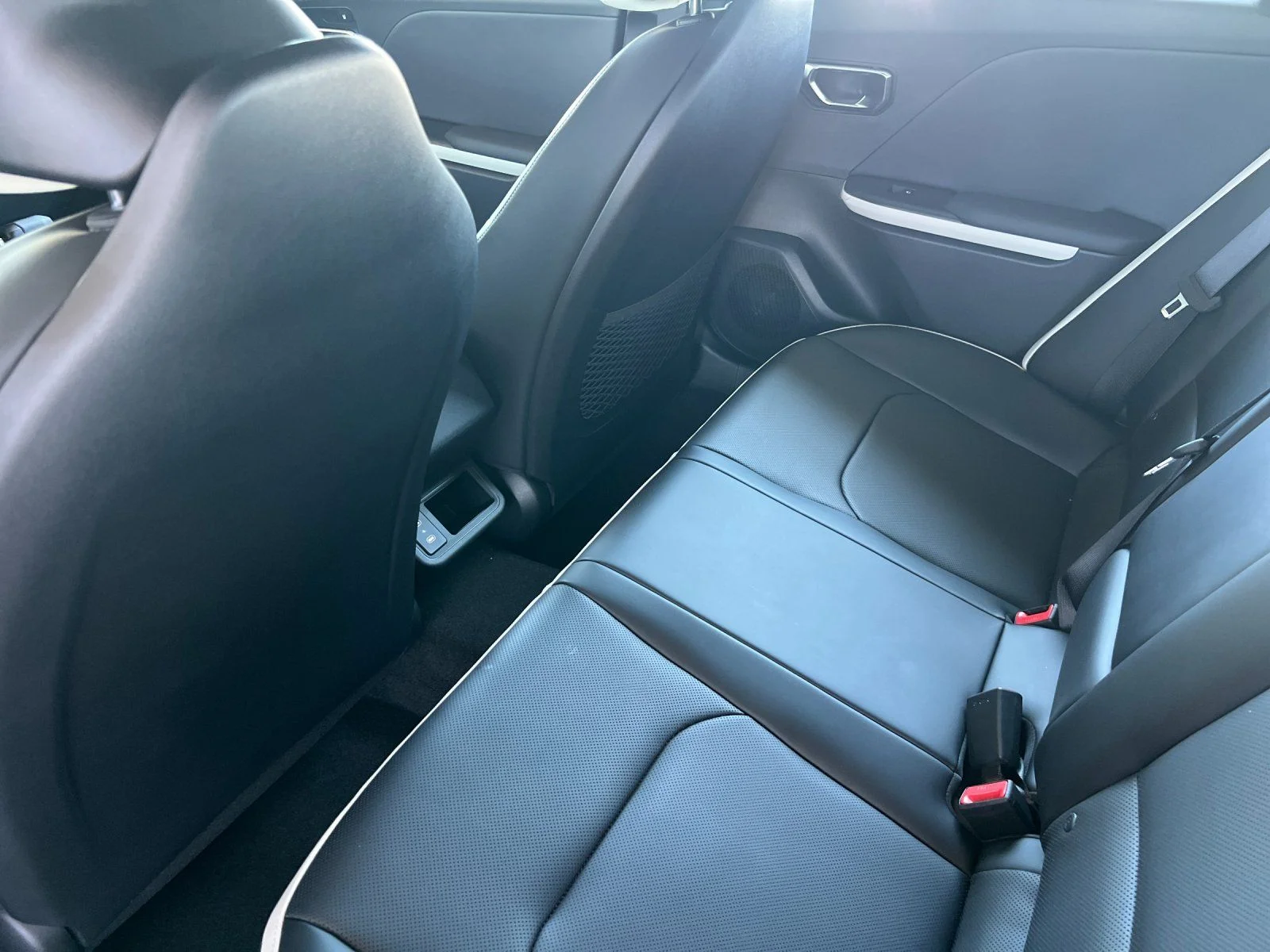 New 2026 White Kia GT-Line image 12