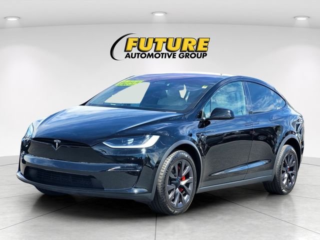 Used 2024  Tesla Plaid image 8