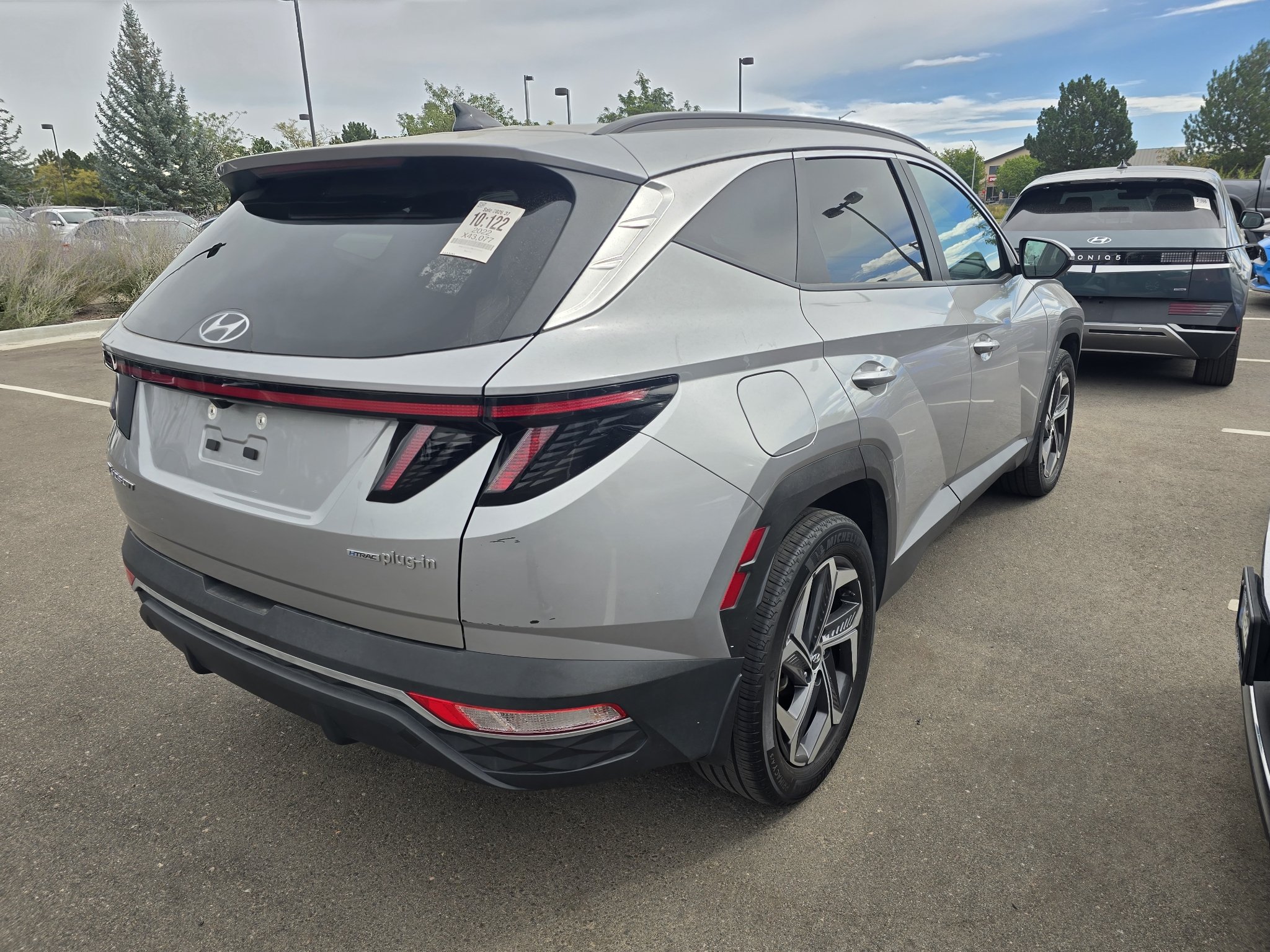 Used 2022 Shimmering Silver Hyundai SEL image 5