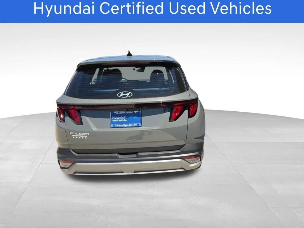 Certified Pre-Owned 2025 Hyundai Tucson SE