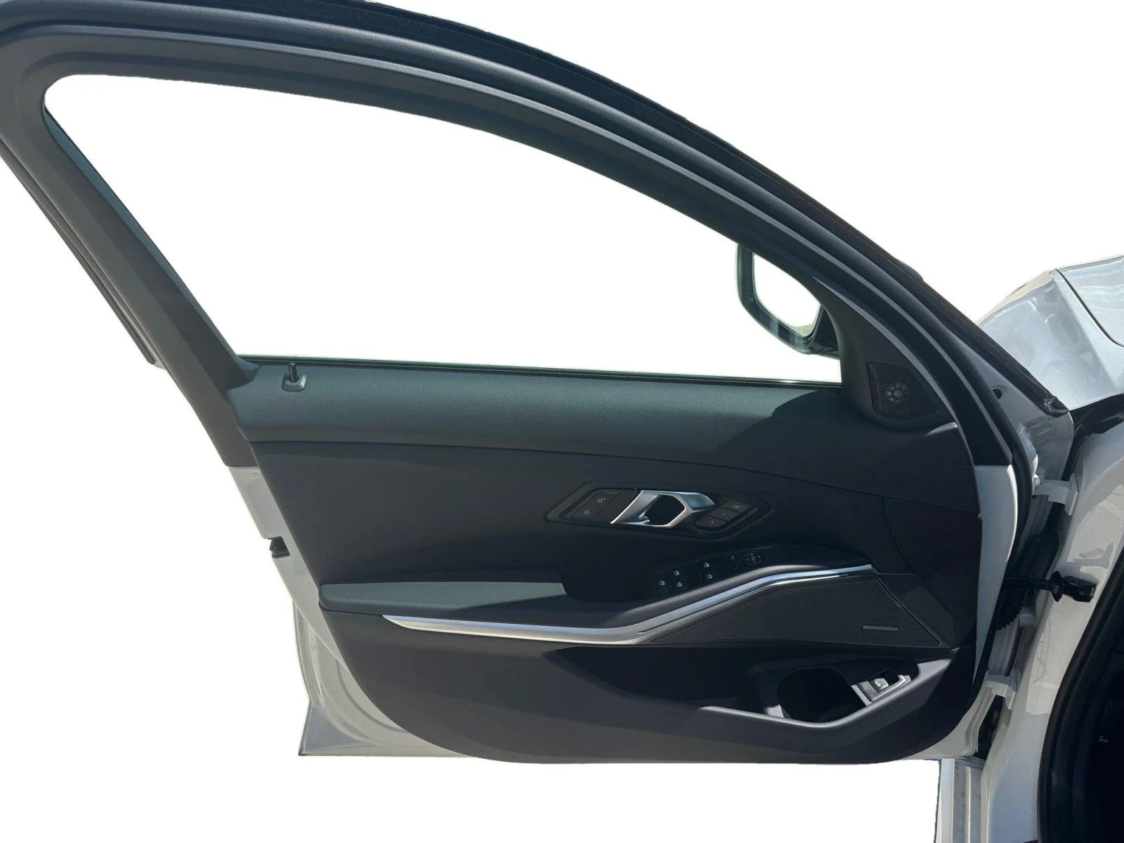 New 2026 Mineral White Metallic BMW 330i NA xDrive image 19